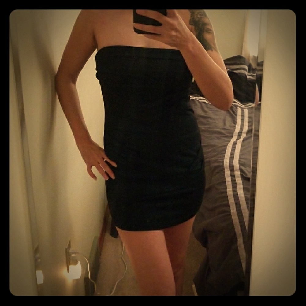 Green metallic mini strapless dress